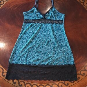 Elegant Blue Lace Trim Nightgown
